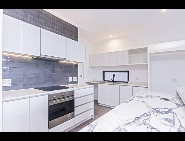 3 BEDROOM APARTMENT TO LET IN HYDE PARK